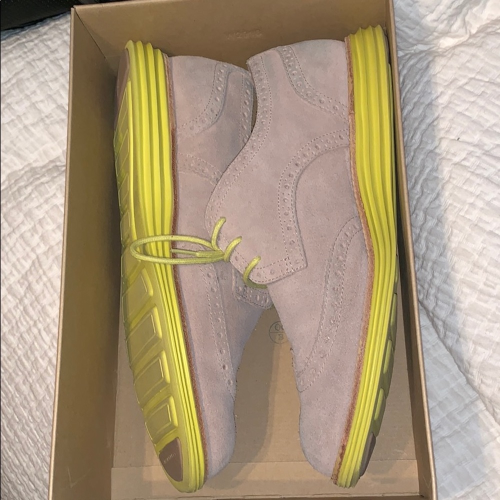 CUTE FOR SPRING!!! Cole Haan woman’s
